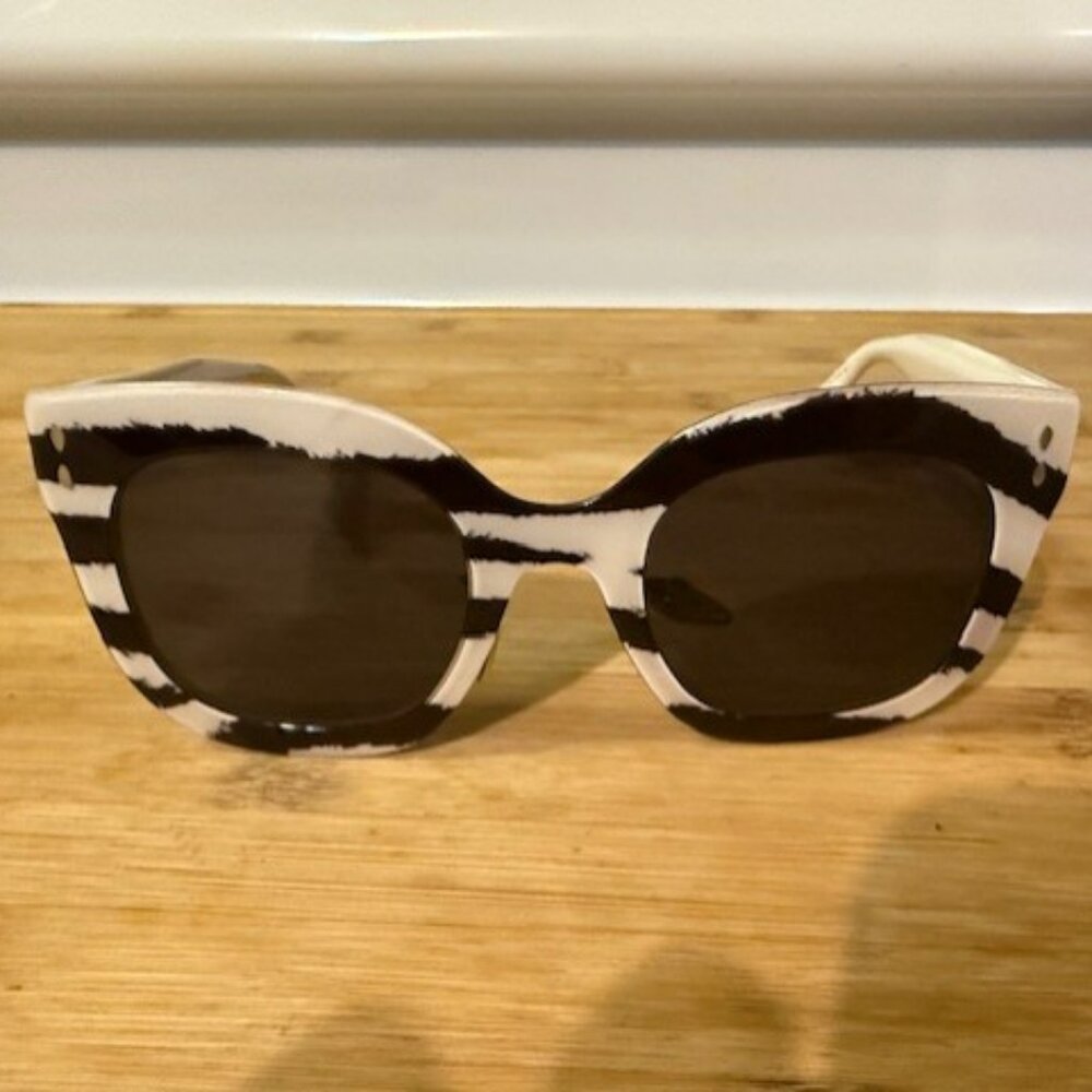 Isabel Marant 52mm Gradient Cat Eye Sunglasses -  IVORY PATTERN/ GREY - NWOT - Picture 2 of 16